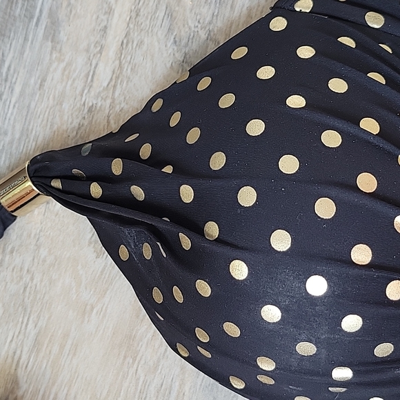 Victoria's Secret Sexy bikini - Picture 2 of 14